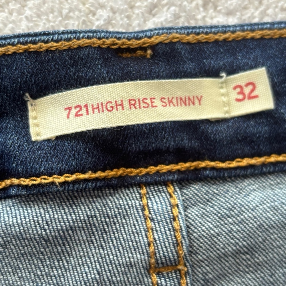Levi's 721 High Rise Skinny Jeans  size 32x32 - Picture 6 of 7